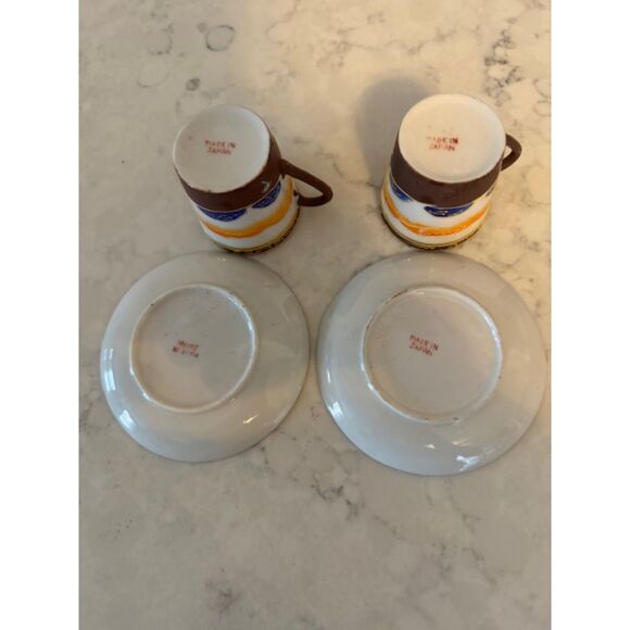 Vintage Hand painted Japanese Satsuma Geisha 2 Coffee cups and saucers. - Picture 4 of 5